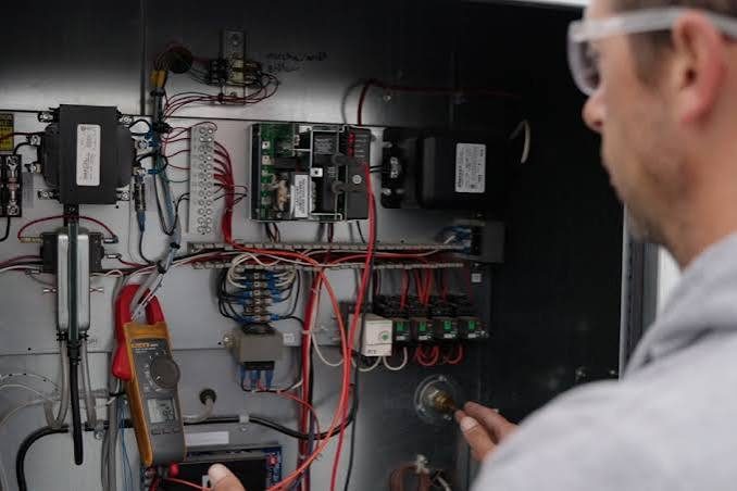 Plomberie, électricité & caméras